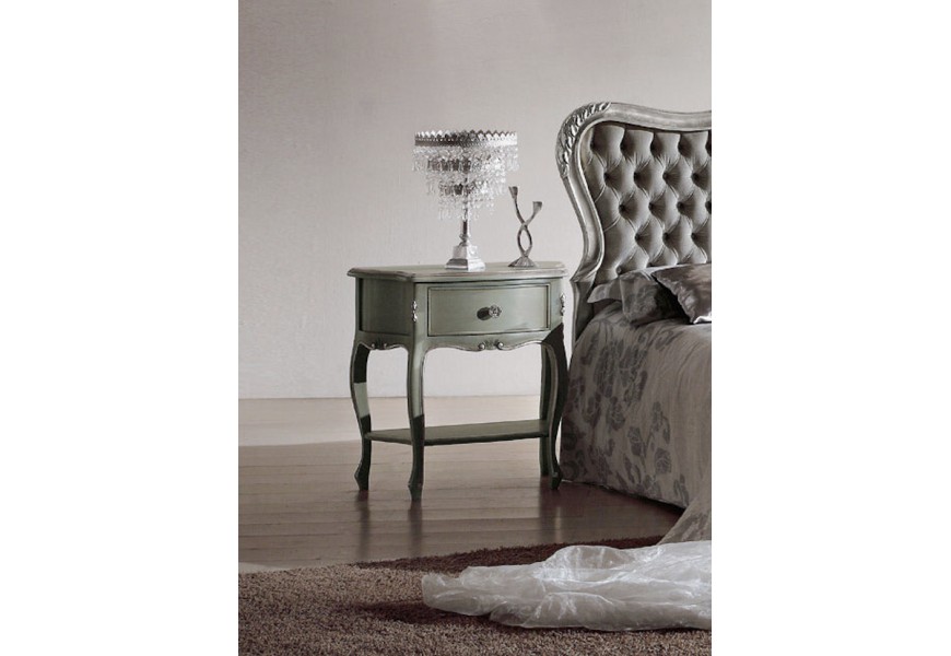 Luxusní rustikální noční stolek Soraya z masivního dřeva s možností volby barevného provedení as praktickou zásuvkou
