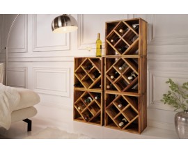 Vinot&eacute;ka Wissimo z palisandrov&eacute;ho masivu čtvercov&eacute;ho tvaru v hněd&eacute;m proveden&iacute; bez nožiček s kapacitou 8 lahv&iacute;