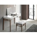 Moderní toaletní stůl Forma Moderna šedý s dřevěnými nožičkami 120cm