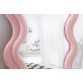Art deco moderní vysoké zrcadlo Swan s vlnitým rámem v pastelové růžové barvě 160cm
