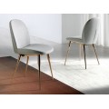 Jednoduchý vzhled designové jídelní židle Forma Moderna krásně vynikne ve Vašem interiéru
