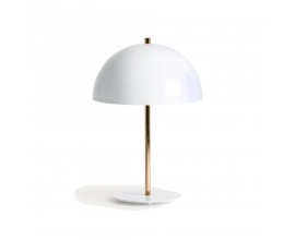 Moderní art deco stolní lampa Ragazzia z kovu zlaté barvy s bílým polobloukovitým stínítkem 59cm