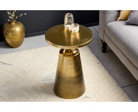 Art deco kulat&yacute; př&iacute;ručn&iacute; stolek Nalia zlat&eacute; barvy s konstrukc&iacute; z kovu 40cm