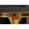 Art deco kulat&yacute; př&iacute;ručn&iacute; stolek Nalia zlat&eacute; barvy s konstrukc&iacute; z kovu 40cm
