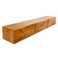 Masivn&iacute; designov&yacute; n&aacute;stěnn&yacute; TV stolek Cumbria se třemi dv&iacute;řky s reli&eacute;fn&iacute;m zdoben&iacute;m v př&iacute;rodn&iacute; hněd&eacute; barvě 160 cm