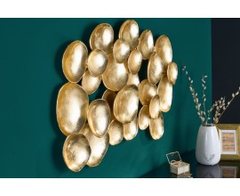 Art deco designová nástěnná dekorace Amren s ozdobnými kovovými plíšky zlaté barvy 100cm