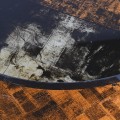 Industriální set dvou konferenčních stolků Madeira kulatého tvaru z kovu a skla