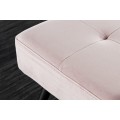 Komfortní sed na lavici Soreli zaručí měkké sametové polstrování v růžové barvě