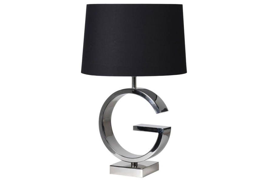 Stylová stolní lampa Paladium s kovovou podstavou ve tvaru písmene G stříbrné barvy a s černým stínítkem