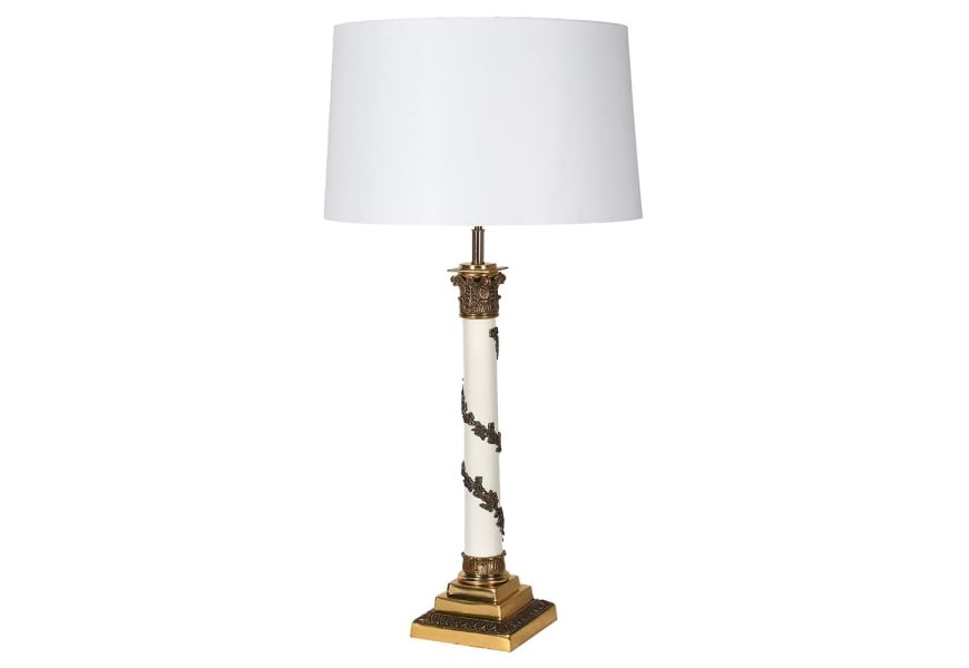 Elegantní stolní lampa Helion s bílou-zlatou podstavou s detailním zdobením z kovu a bílým textilním stínítkem