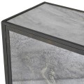 Designová skříňka Classico z masivního dřeva a skleněnými dvířky s dekorativním vzorem šedé barvy 123cm