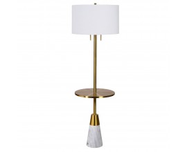 Designová vysoká stojíci lampa Alvy v glamour stylu se zlatou konstrukcí s policí a mramorovou podstavou a lněným stínítkem v bílé barvě