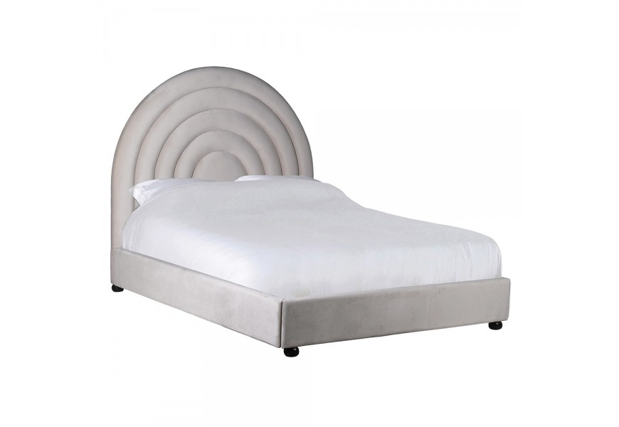 Designová king size manželská postel Astrid se zakřiveným čelem postele s rámem z borovicového masivu v béžové barvě
