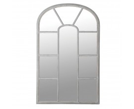 Provensálské nástěnné zrcadlo Paula ve stylu obloukového tabulového okna s vintage záměrně sešoupaným světlým šedým nátěrem