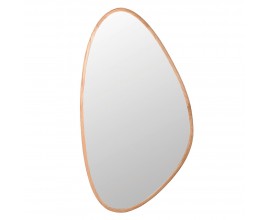 Moderní designové nástěnné zrcadlo Flaque asymetrického tvaru s dubovým rámem světle hnědá 126 cm