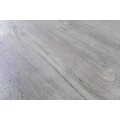 Industriální kulatý jídelní stůl Moonlight z masivního mangového dřeva světla šedá 80 cm