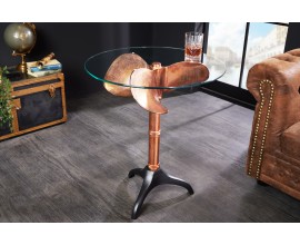 Koloniální kulatý příruční stolek Helice s nohou v měděné barvě s designem lodního šroubu a skleněnou vrchní deskou 73 cm