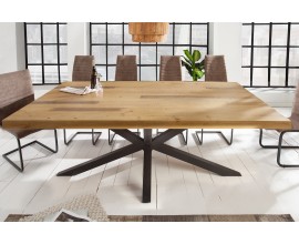 Industriální jídelní stůl Comedor z masivního dřeva v hnědé barvě s černými kovovými obdélníkovými nožičkami 200 cm