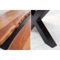 Designový konferenční stolek Amazonas z masivního akáciového dřeva s překříženými nožičkami 105cm