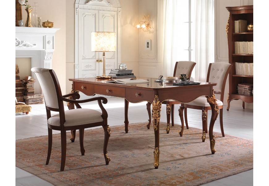 Luxusní barokní pracovní psací stůl Hebert z masivního dřeva v hnědé barvě se třemi šuplíky