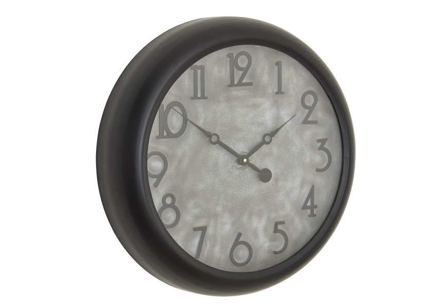 Luxusní vintage kulaté nástěnné hodiny Antiquités Francaises s černým kovovým rámem a ciferníkem s betonovým designem v šedé barvě s šedým číselníkem s ručičkami
