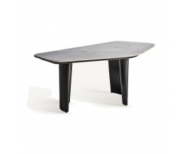 Luxusní konferenční stolek Niebla s asymetrickou mramorovou deskou a moderními nožičkami se zvlněným designem šedá 100 cm