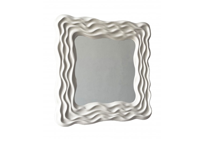 Moderní čtvercové nástěnné zrcadlo Fouetté s reliéfně zdobeným krémovým béžovým akrylovým rámem s vlnovkovým designem