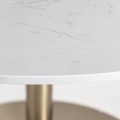 Produkt A8031Luxusní kulatý jídelní stůl Brilon s vrchní deskou s designem bílého mramoru a nohou ve zlaté barvě 120 cm