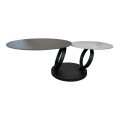 Designový otočný konferenční stolek Delin s kulatými deskami z černého a šedého kamene s kulatými kovovými nožičkami v černé barvě