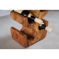 Designový stojan na víno Milena z exotického lakovaného dřeva Suar 101 cm