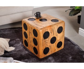 Designový čtvereční příruční stolek ve tvaru kostky Lelio ze dřeva mindi ve světle hnědé barvě 41 cm