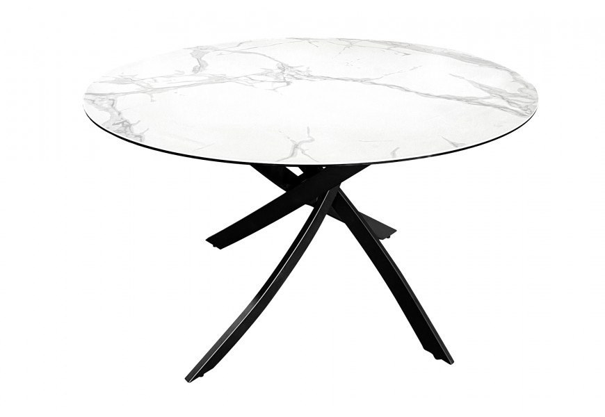Designový bílý kulatý jídelní stůl Valldemossa pro šest osob s vrchní deskou z mramoru a černými překříženými kovovými nožičkami