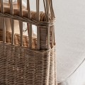 Luxusní etno světle hnědé ratanové zahradní křeslo Tobago s bílými čalouněnými polštáři a třásňovým zdobením 104 cm