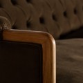 Luxusní koloniální dvojsedačka Vienna s hnědým prošívaným čalouněním v chesterfield stylu 228 cm