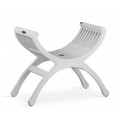 Designová masivní bílá jednomístná lavice Forja se sehnutým sedadlem 62 cm