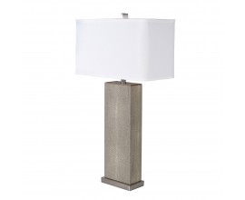 Designová kožená stolní lampa v art deco stylu s béžovým potahem na podstavě a obdélníkovým textilním stínítkem ze lnu v bílé barvě