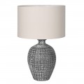 Designová keramická stolní lampa Melania s šedou oblou keramickou nohou ve vintage stylu a válcovým lněným stínítkem v béžové barvě