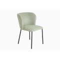 Designov&aacute; retro j&iacute;deln&iacute; židle Olive v jemn&eacute; pastelov&eacute; zelen&eacute; barvě s čern&yacute;mi nožičkami 75 cm
