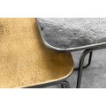 Stylov&yacute; set čtvercov&yacute;ch konferenčn&iacute;ch stolků Ambi ve zlat&eacute; a stř&iacute;brn&eacute; barvě z kovu s čern&yacute;m kovov&yacute;m r&aacute;mem 48 cm