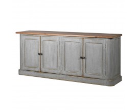 Luxusní venkovský vintage příborník Sean v obdélníkovém tvaru s šedými čtyřmi dvířky a vrchní deskou v hnědé barvě z borovicového dřeva s jemnou patinou