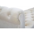 Designová zámecká lavice Richetti s klasickými zahnutými opěrkami a chesterfield prošíváním krémová béžová 120 cm