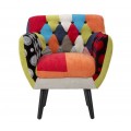 Designov&eacute; modern&iacute; klubov&eacute; křeslo Burlone s v&iacute;cebarevn&yacute;m patchworkov&yacute;m potahem s pro&scaron;&iacute;v&aacute;n&iacute;m s kulat&yacute;mi knofl&iacute;ky 71 cm