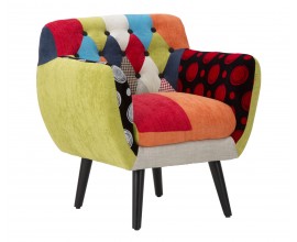 Designov&eacute; modern&iacute; klubov&eacute; křeslo Burlone s v&iacute;cebarevn&yacute;m patchworkov&yacute;m potahem s pro&scaron;&iacute;v&aacute;n&iacute;m s kulat&yacute;mi knofl&iacute;ky 71 cm