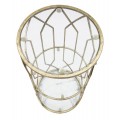 Art Deco příruční stolek Celestia s kovovou konstrukcí a skleněnými deskami ve zlaté barvě a geometrickým designem 71 cm