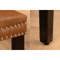 Chesterfield jídelní židle Torino s čalouněním z hnědé kůže s prošívaným opěradlem s černými dřevěnými nožičkami 93 cm