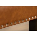 Chesterfield j&iacute;deln&iacute; čalouněn&aacute; židle Silloth s hněd&yacute;m kožen&yacute;m potahem se stř&iacute;brn&yacute;mi n&yacute;ty s pro&scaron;&iacute;van&yacute;m opěradlem 95 cm