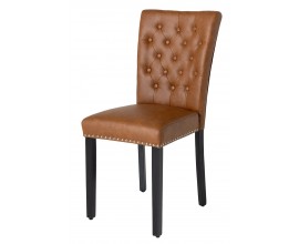 Chesterfield j&iacute;deln&iacute; čalouněn&aacute; židle Silloth s hněd&yacute;m kožen&yacute;m potahem se stř&iacute;brn&yacute;mi n&yacute;ty s pro&scaron;&iacute;van&yacute;m opěradlem 95 cm