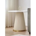 Glamour kulatý konferenční stolek Velmara s bílou keramickou deskou s mramorovým efektem a zlatým kruhovým detailem 60 cm