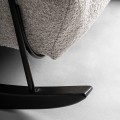 Luxusní čalouněné bouclé industriální houpací křeslo Miria s šedým potahem s černou kovovou konstrukcí 96 cm