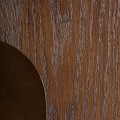 Luxusní art deco dvoudveřová geometrická hnědá barová skříňka Nisi se třemi poličkami se zlatým kovovým detailem 141 cm